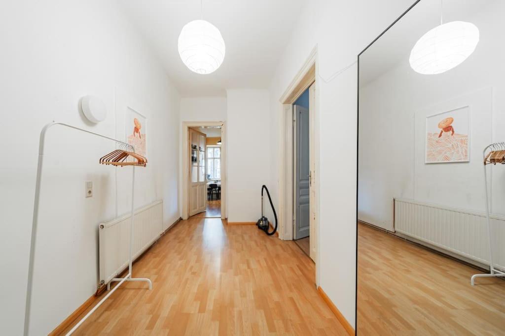 Zentrale Fuer Entdecker Appartamento *