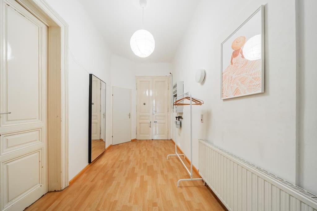 Zentrale Fuer Entdecker Appartamento *